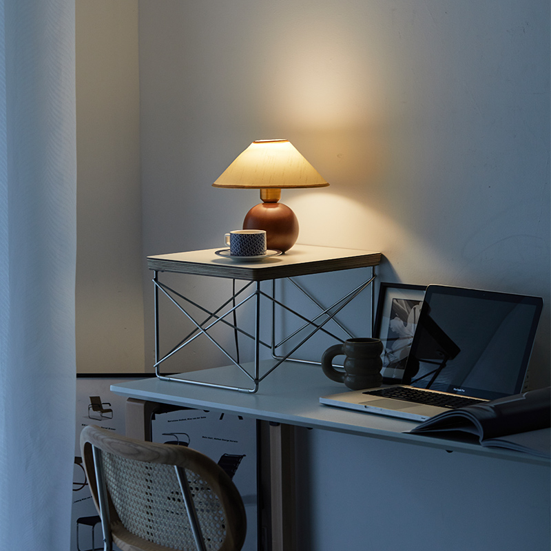 DECOPAI eames LTR side table,  - Desk Setup Ideas reseña y precio