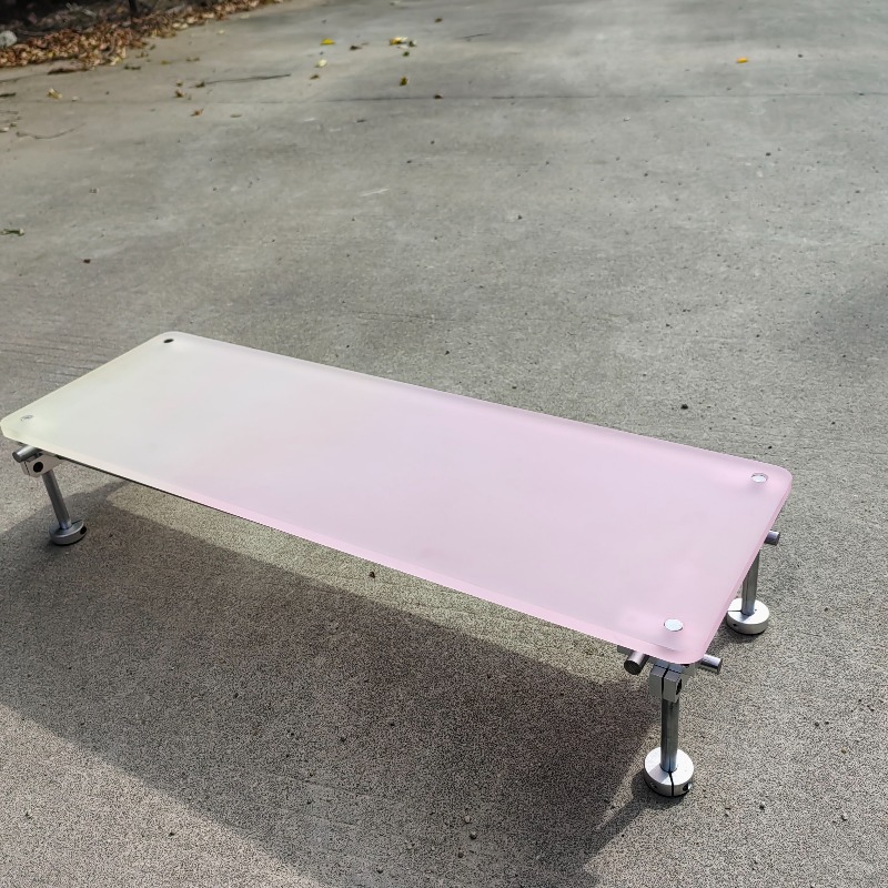 ‌Aesthetic Pink Gradient Acryl - Desk Setup With Laptop And Monitor reseña y precio