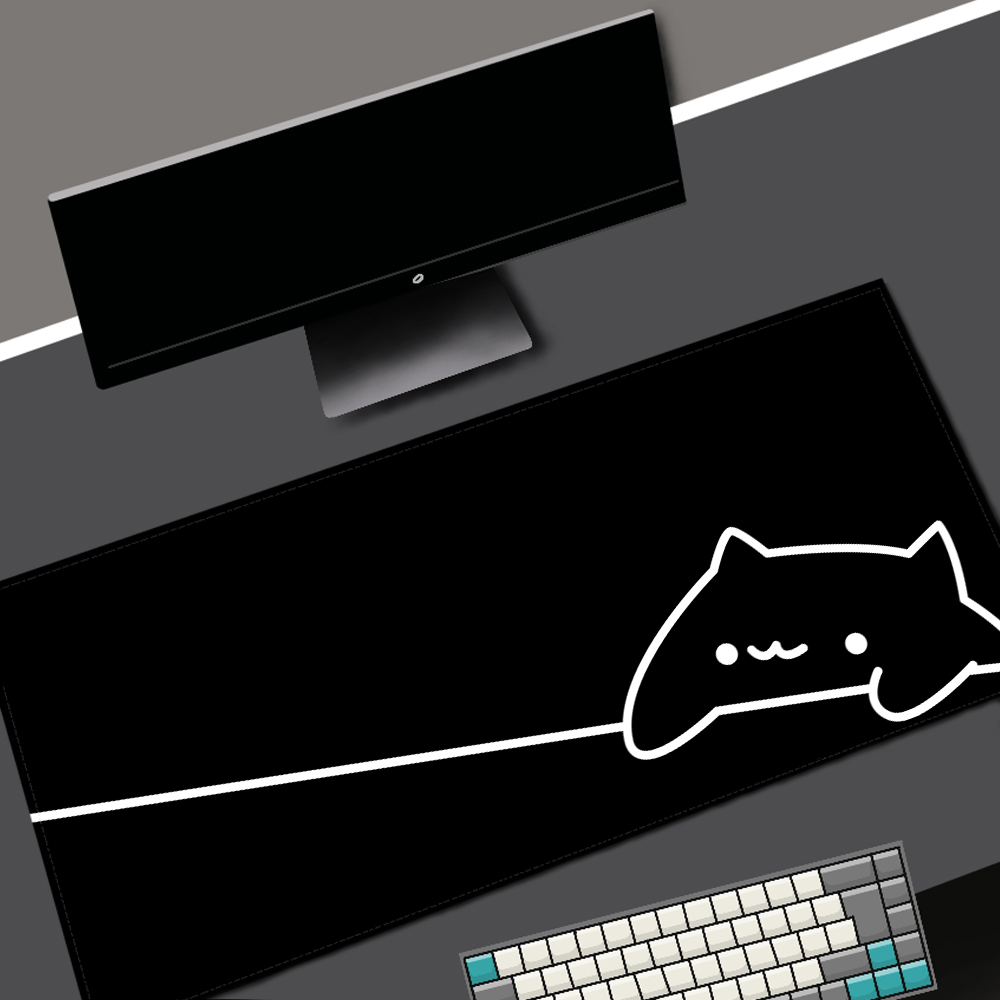 White Deskmat Black Cat Kawaii - Korean Desk Setup reseña y precio